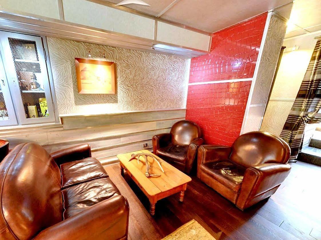 Bed and Breakfast Les Grands Frenes Plaine-de-Walsch Экстерьер фото